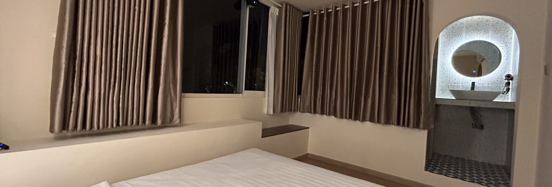 Phòng Deluxe tầm nhìn thành phố