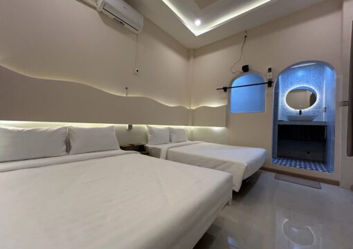 Phòng Deluxe cao cấp 2 giường lớn