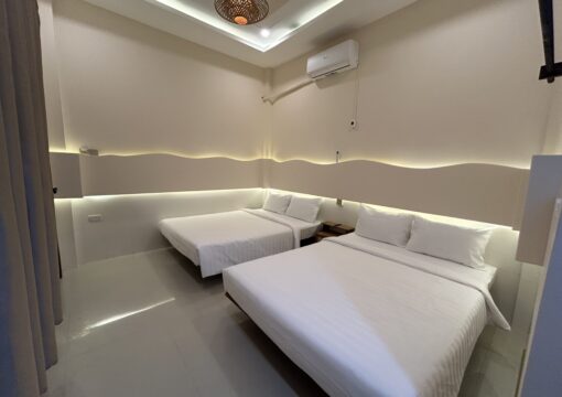 Phòng Deluxe cao cấp 2 giường lớn